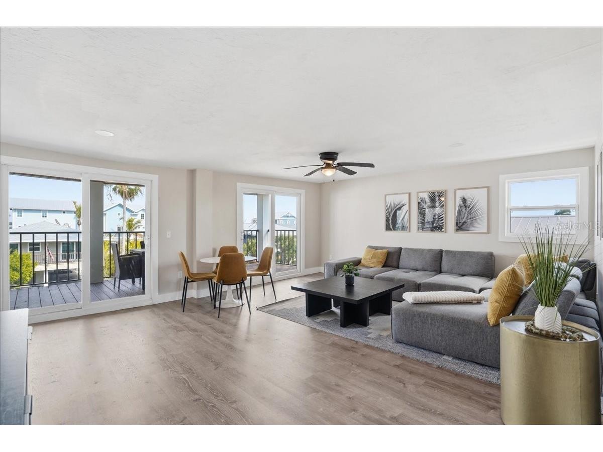 2518 Avenue B Bradenton Beach FL 34217 A4685059 image50