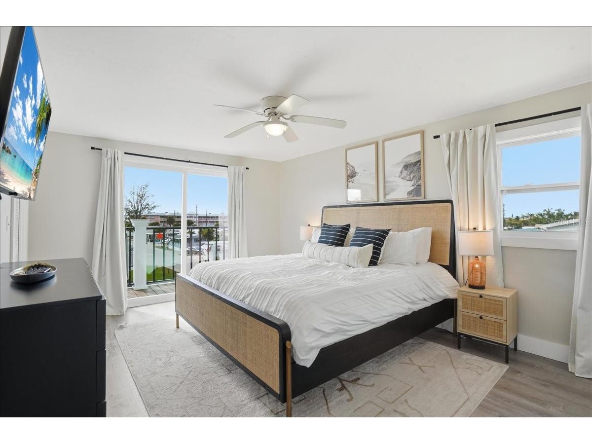 2518 Avenue B Bradenton Beach FL 34217 A4685059 image58