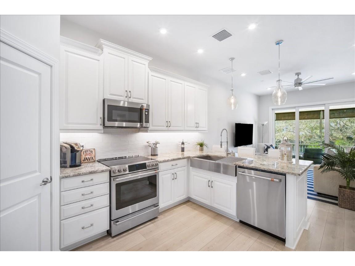 2518 Coral Court Indian Rocks Beach FL 33785 TB8444266 image10