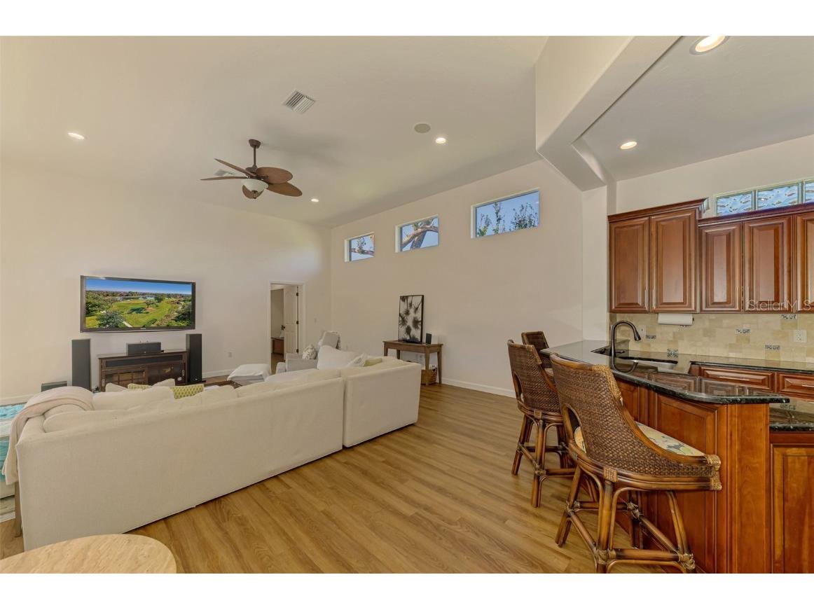 2518 Dick Wilson Drive Sarasota FL 34240 A4672995 image20