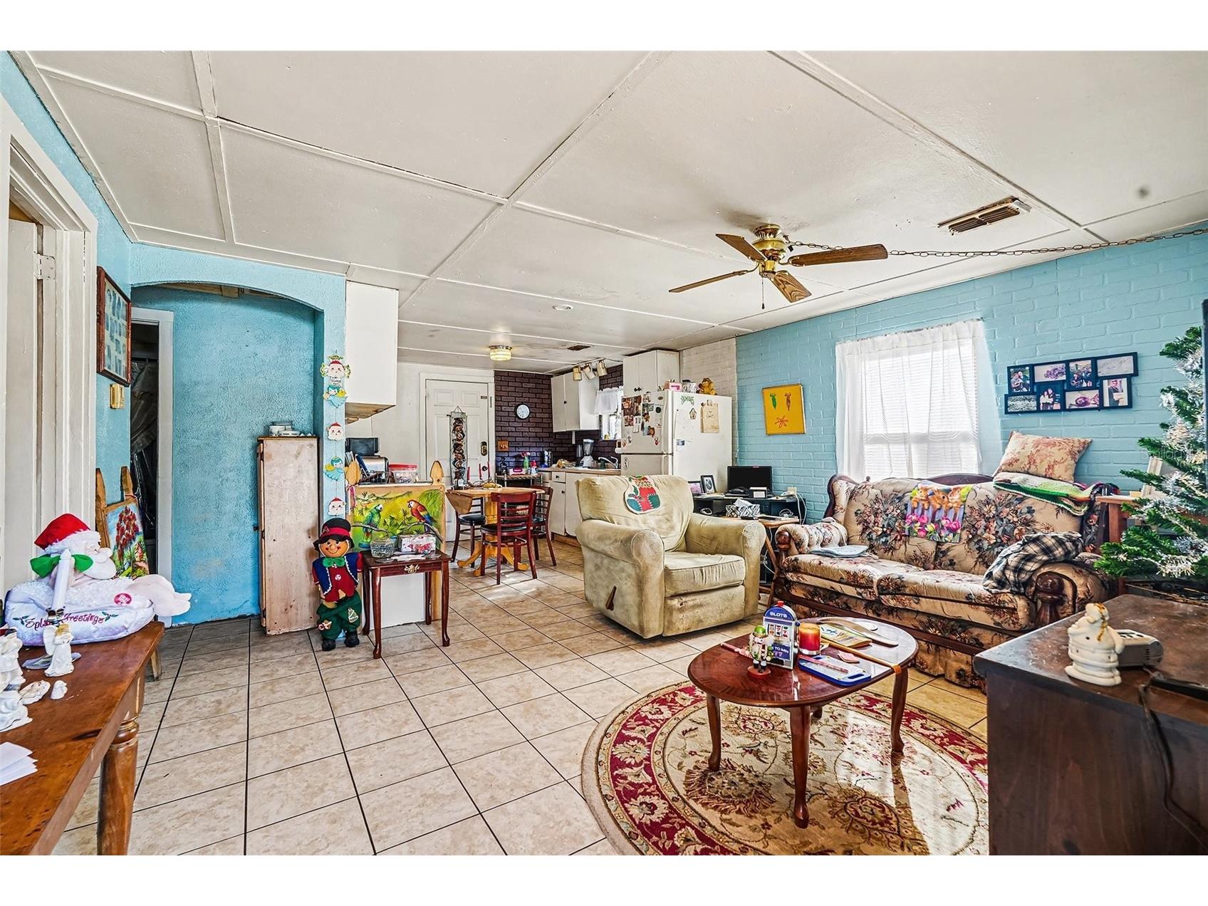 2518 Elm Street Seffner FL 33584 TB8459641 image8