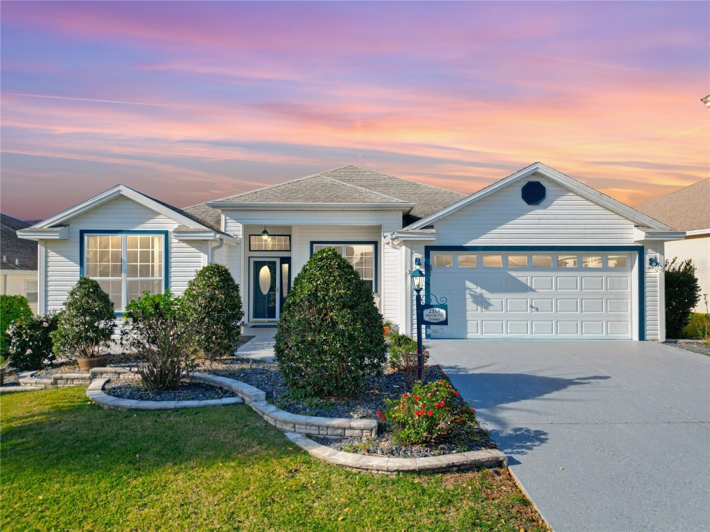 2518 Foxbridge Terrace The Villages FL 32162 TB8359034 image1