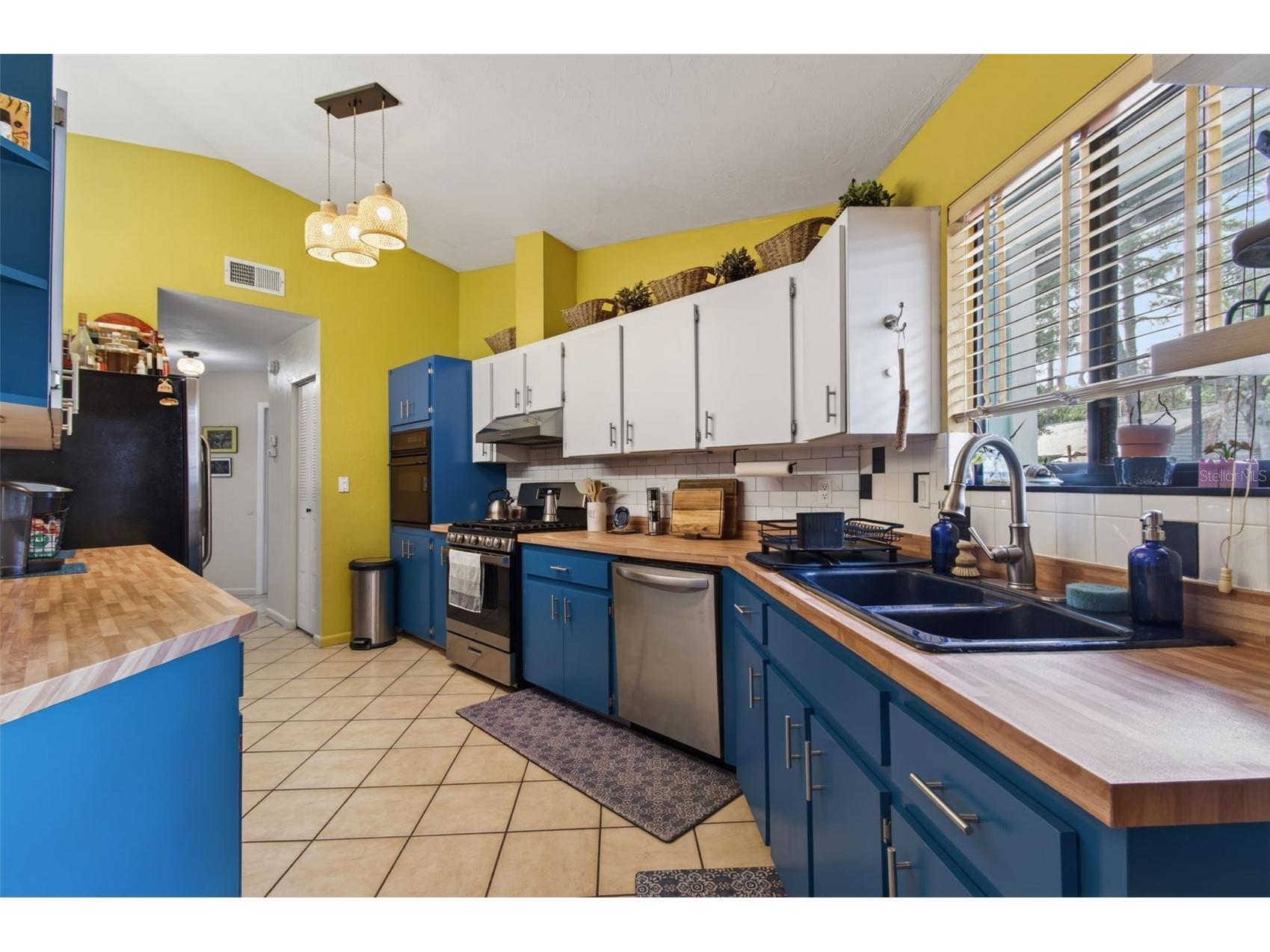 2518 NW 51st Place Gainesville FL 32605 GC540575 image15