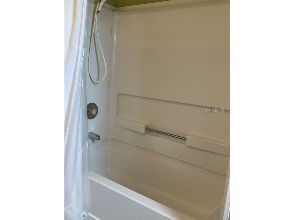 2518 SE 32nd Street Okeechobee FL 34974 - LAKE OKEECHOBEE ACCESS OK225667 image21