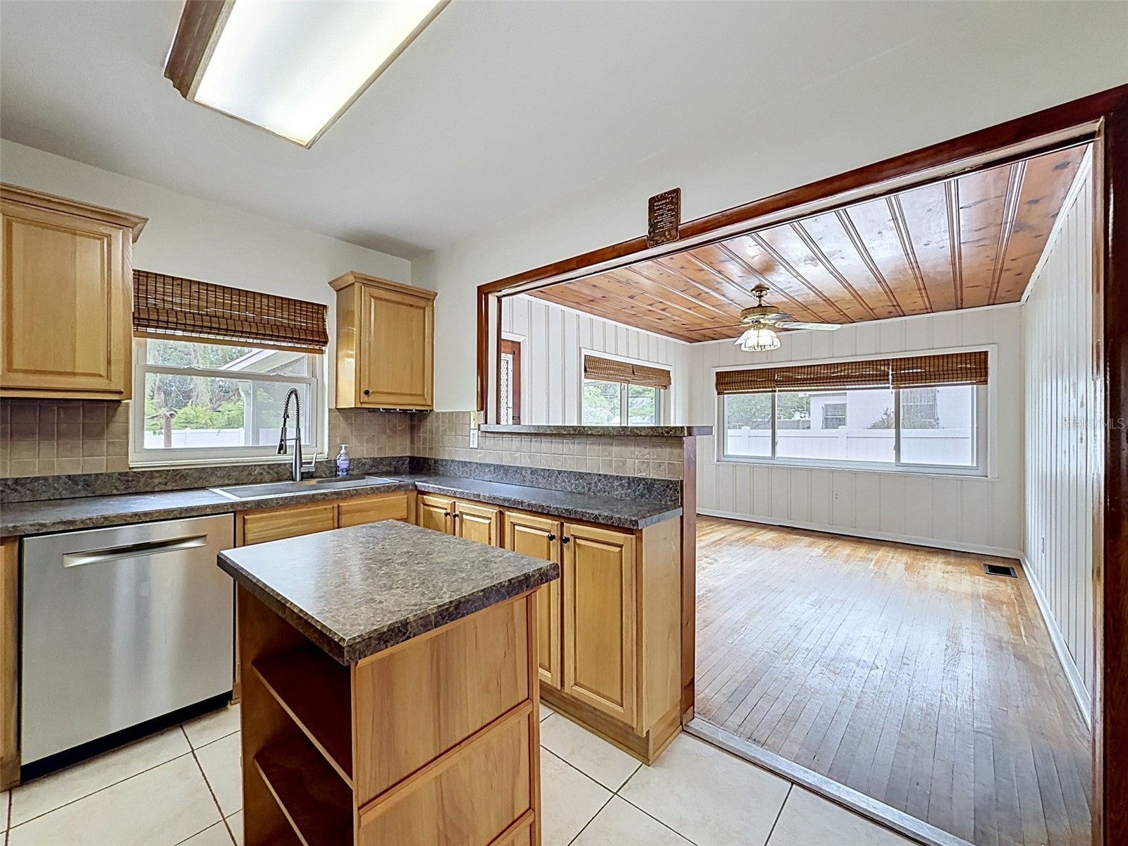 2518 W North Street Tampa FL 33614 TB8506203 image17