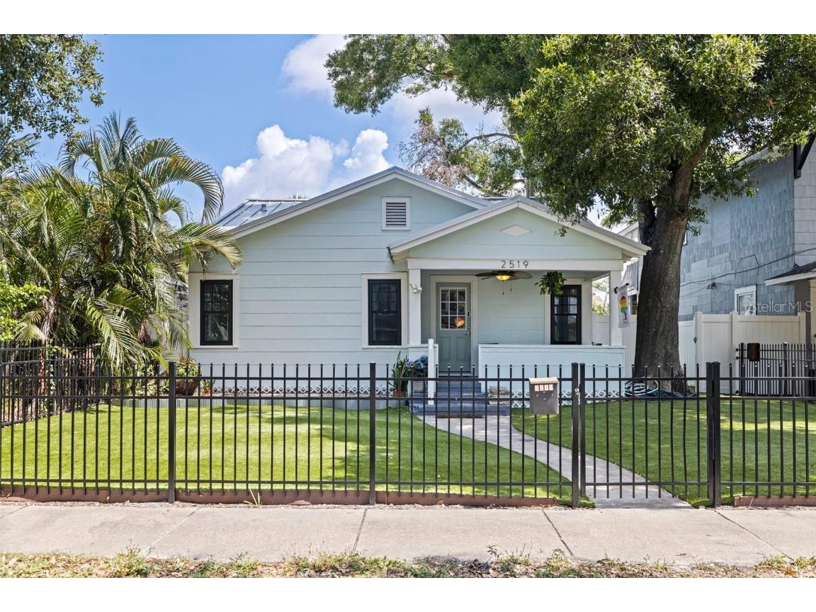 2519 1st Avenue N Saint Petersburg FL 33713 TB8390046 image1
