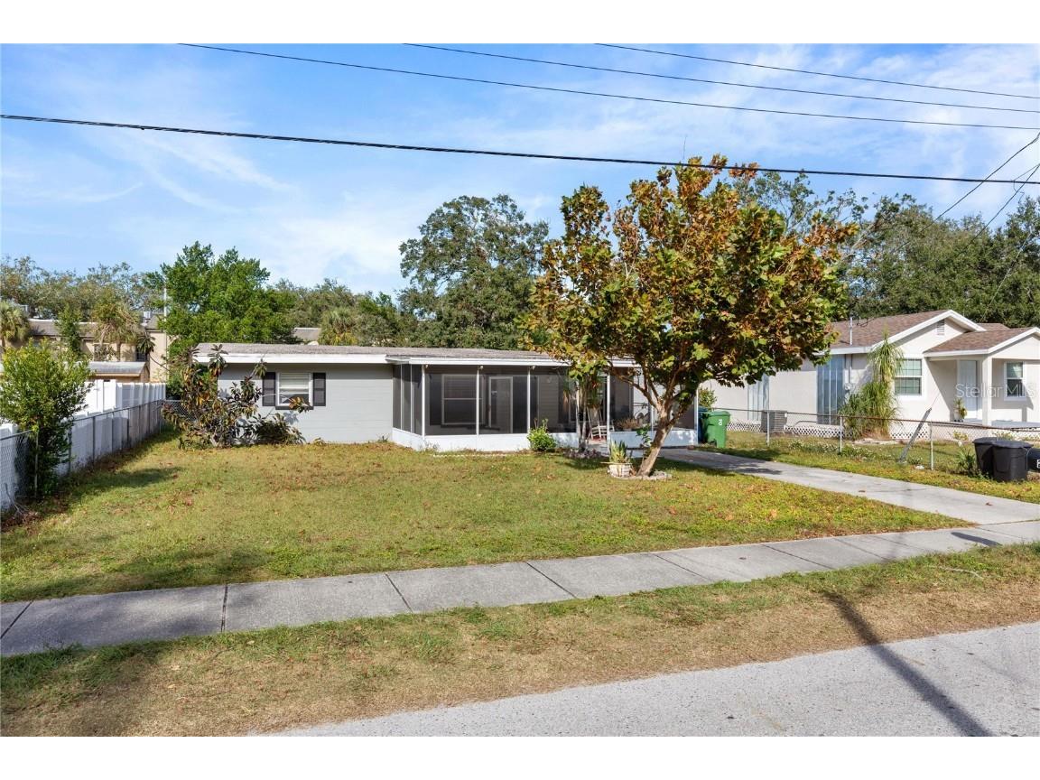 2519 W Crest Avenue Tampa FL 33614 O6263774 image1