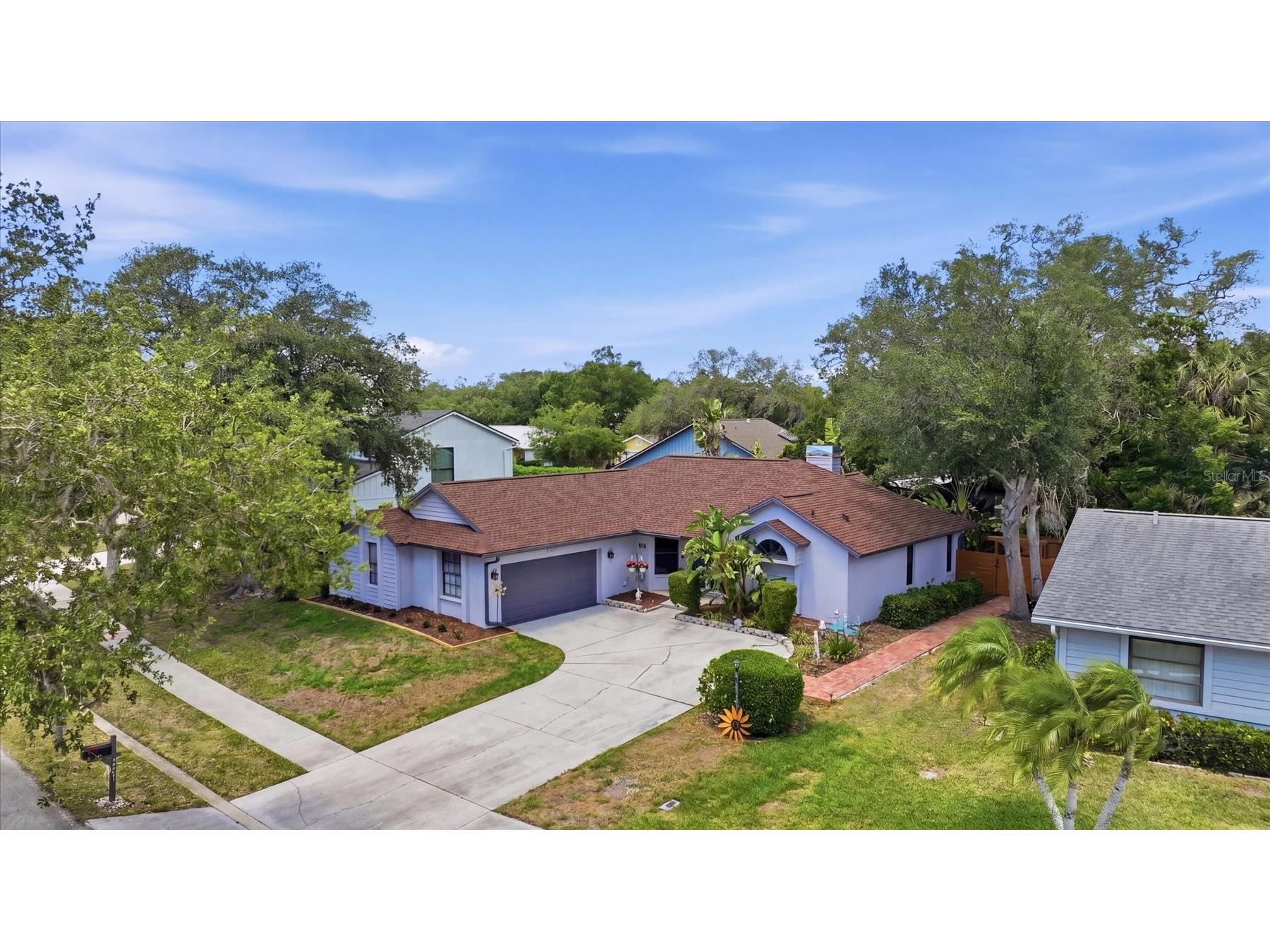 2519 Wood Oak Drive Sarasota FL 34232 TB8504493 image1