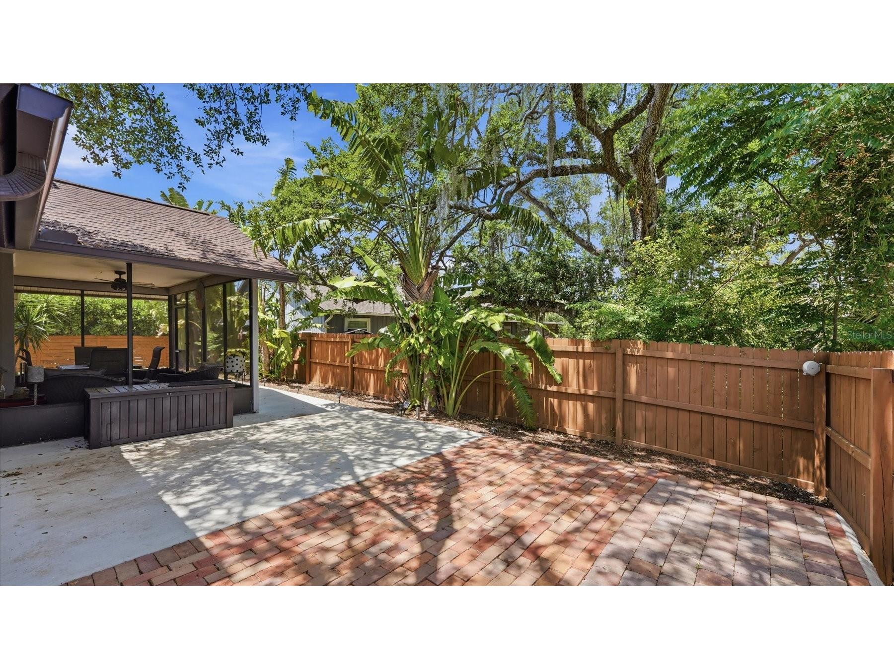 2519 Wood Oak Drive Sarasota FL 34232 TB8504493 image30
