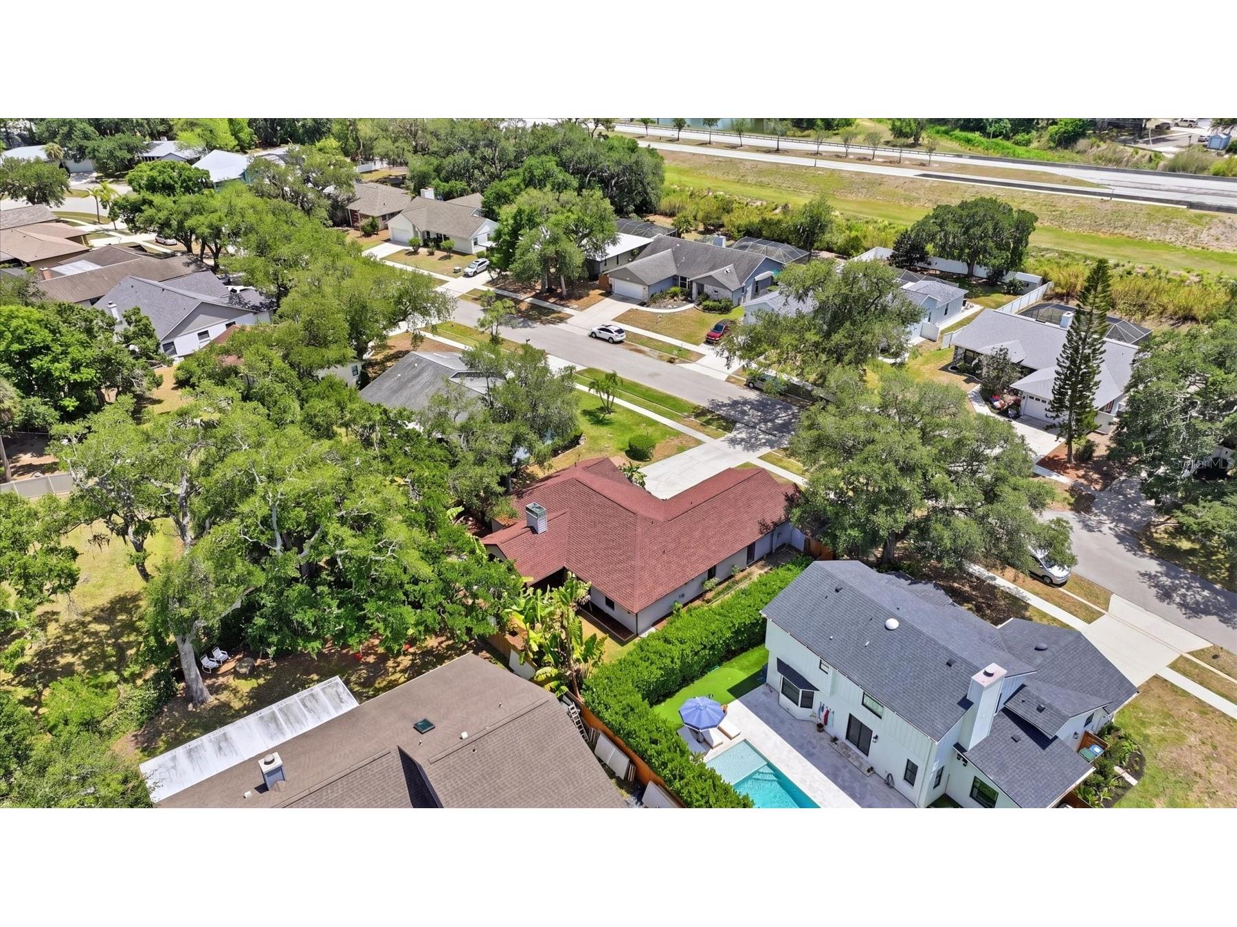 2519 Wood Oak Drive Sarasota FL 34232 TB8504493 image35