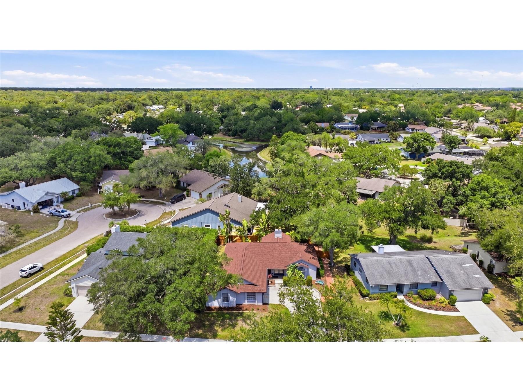 2519 Wood Oak Drive Sarasota FL 34232 TB8504493 image42