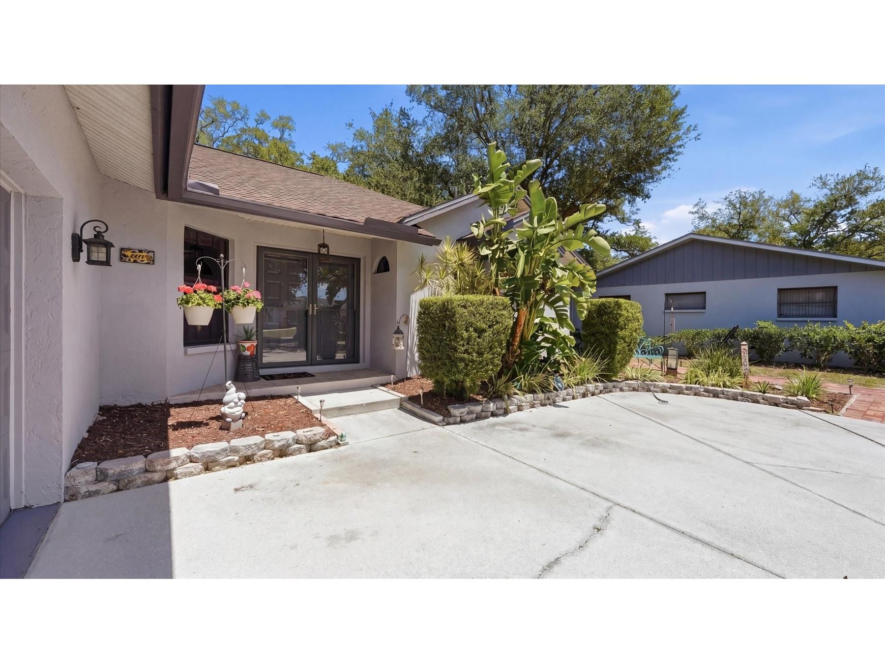 2519 Wood Oak Drive Sarasota FL 34232 TB8504493 image6