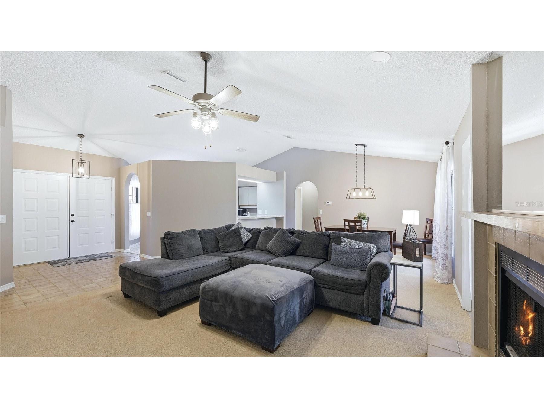 2519 Wood Oak Drive Sarasota FL 34232 TB8504493 image7