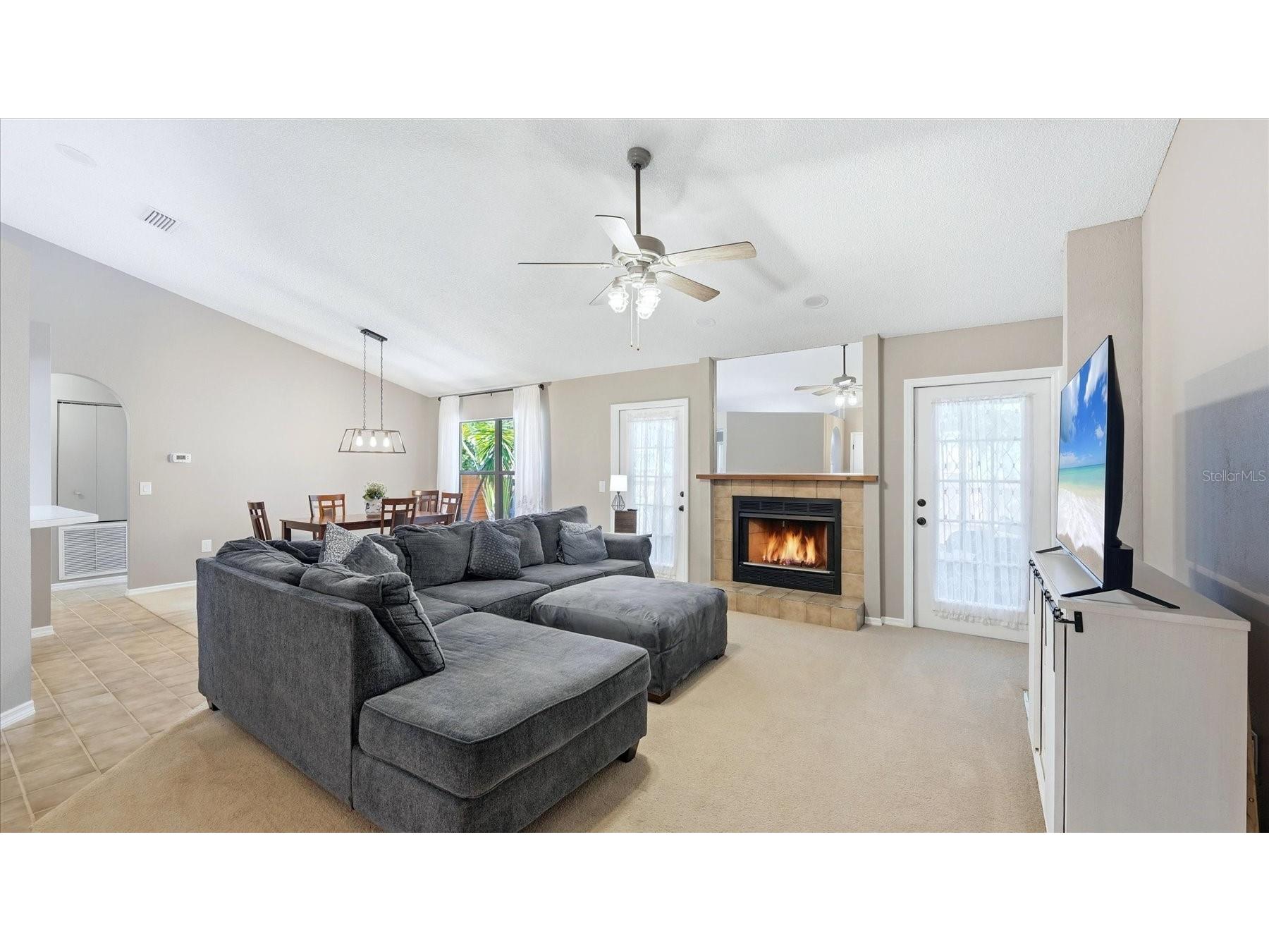 2519 Wood Oak Drive Sarasota FL 34232 TB8504493 image8