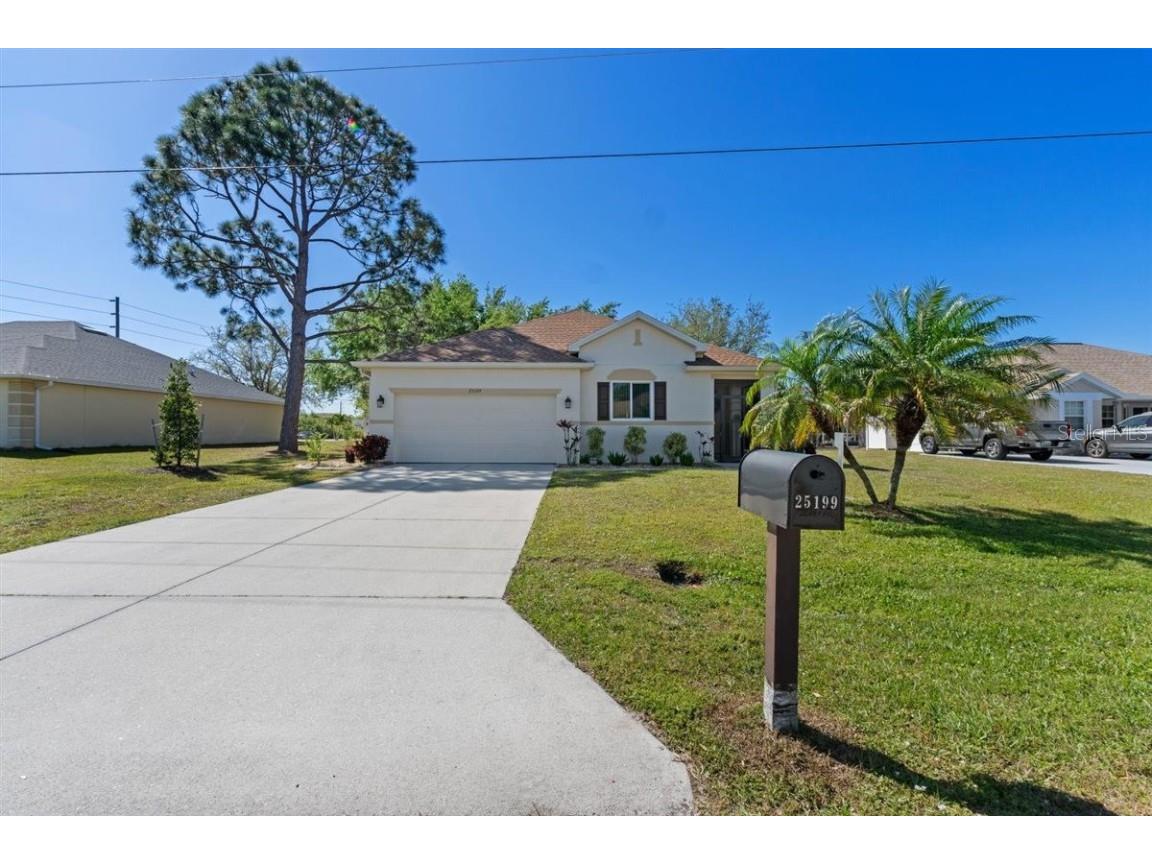 25199 Chiclayo Avenue Punta Gorda FL 33983 C7506850 image1