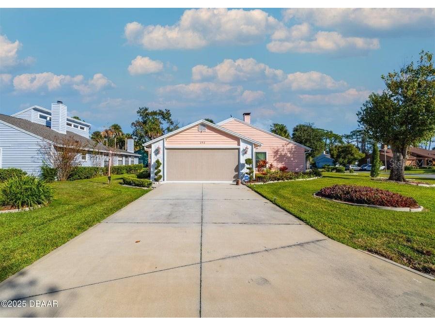 252 Gull Drive S Daytona Beach FL 32119 V4946138 image1