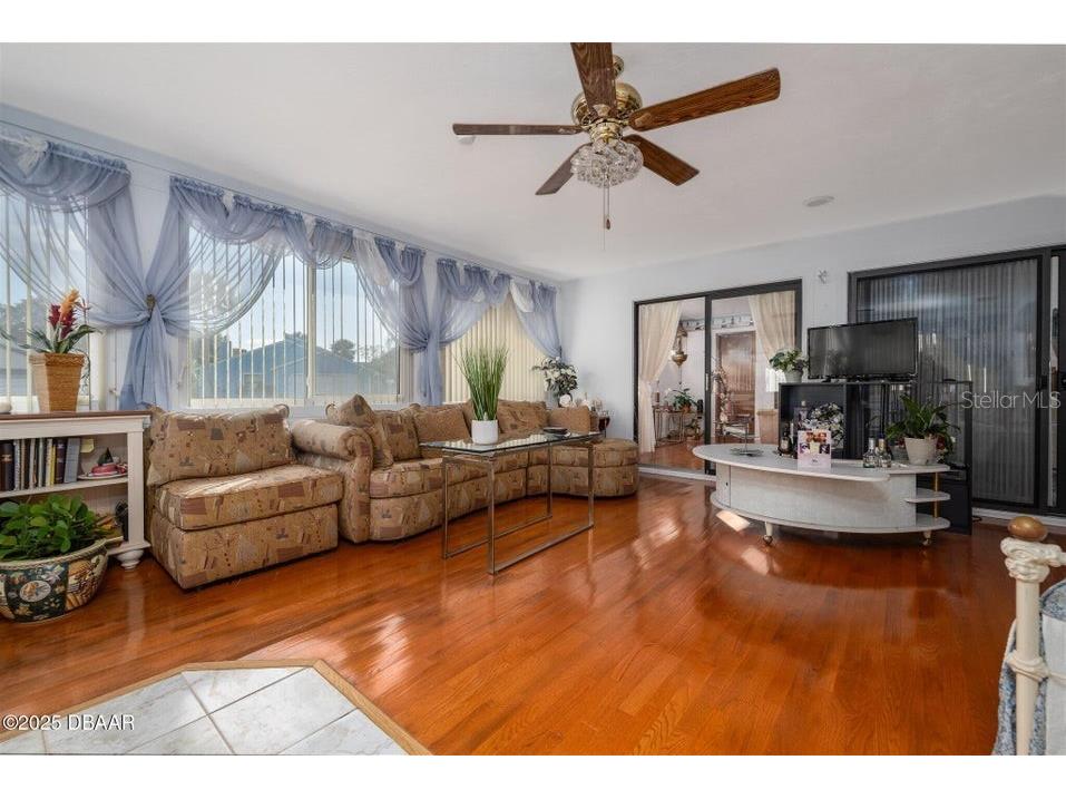 252 Gull Drive S Daytona Beach FL 32119 V4946138 image20