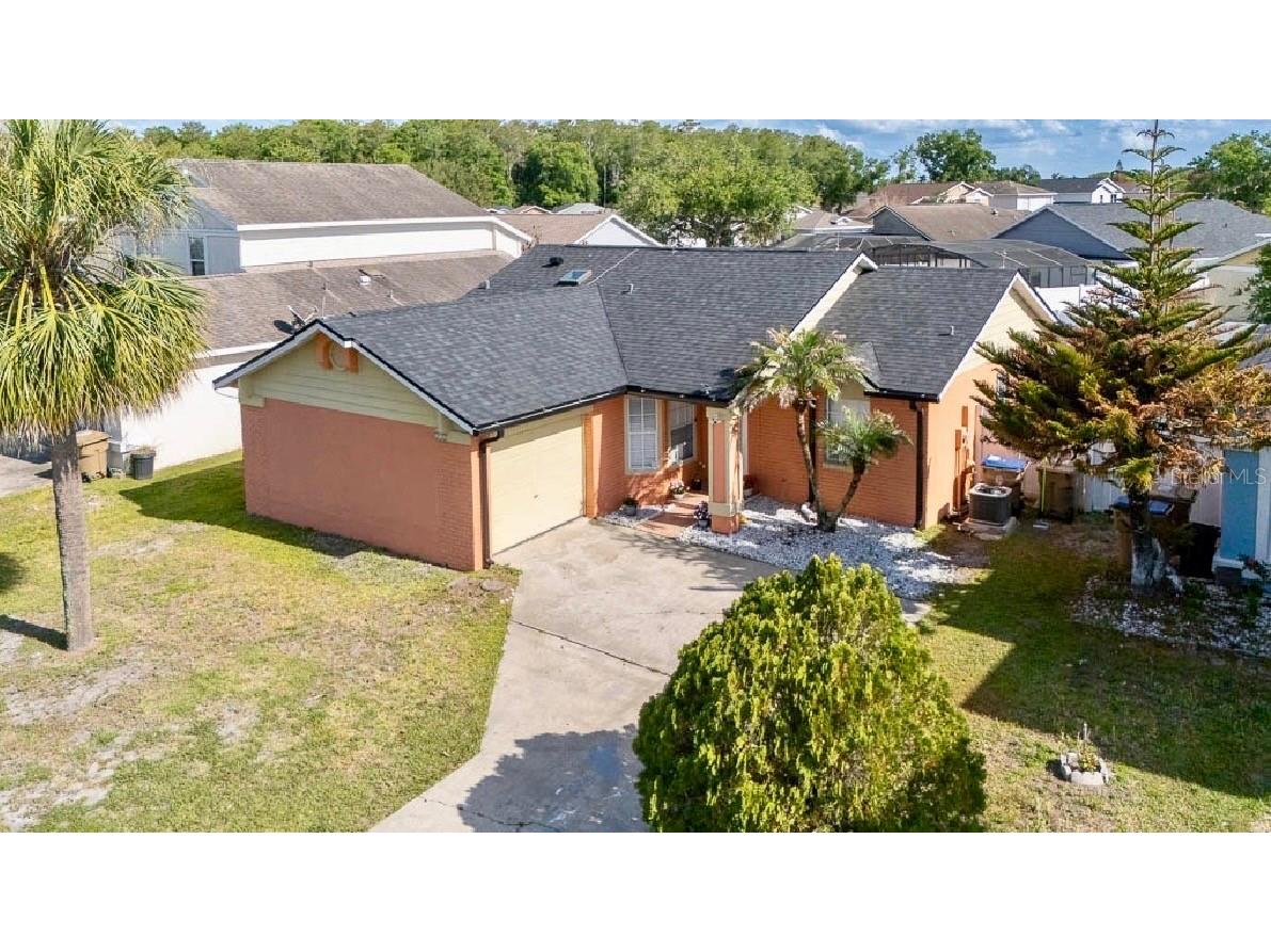 252 Hidden Springs Circle Kissimmee FL 34743 O6403851 image1