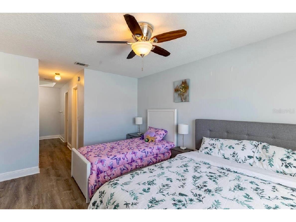 252 Hidden Springs Circle Kissimmee FL 34743 O6403851 image15