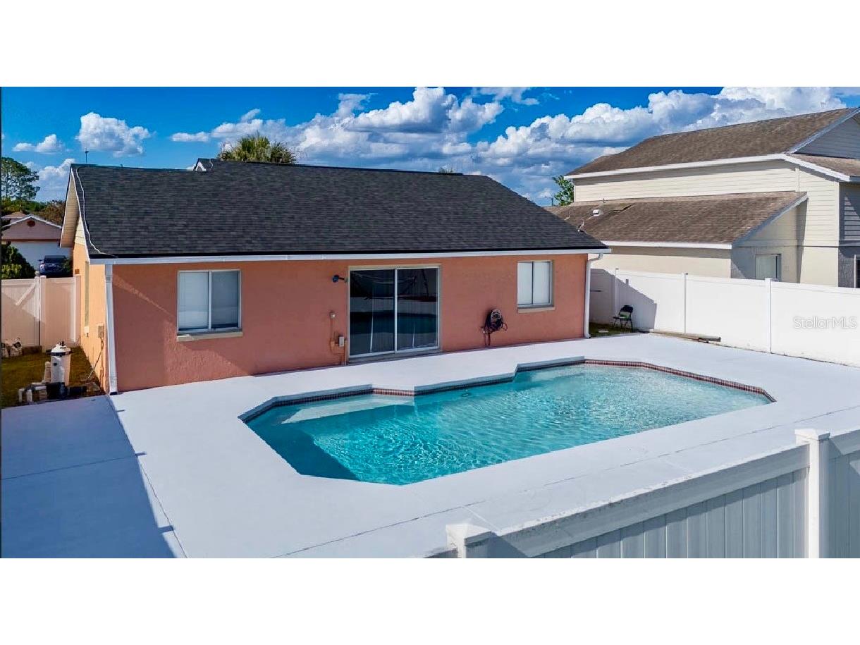 252 Hidden Springs Circle Kissimmee FL 34743 O6403851 image35