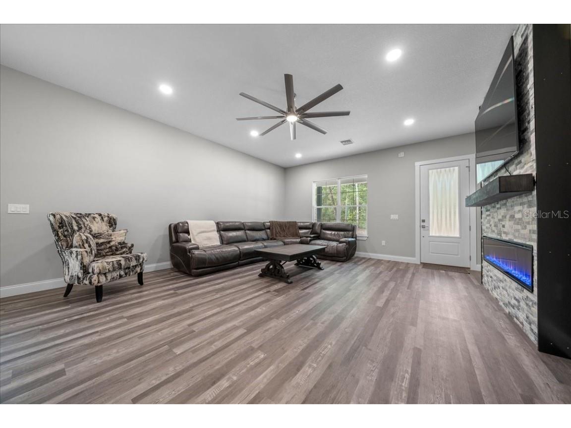 252 Malauka Road Ocklawaha FL 32179 OM712743 image11