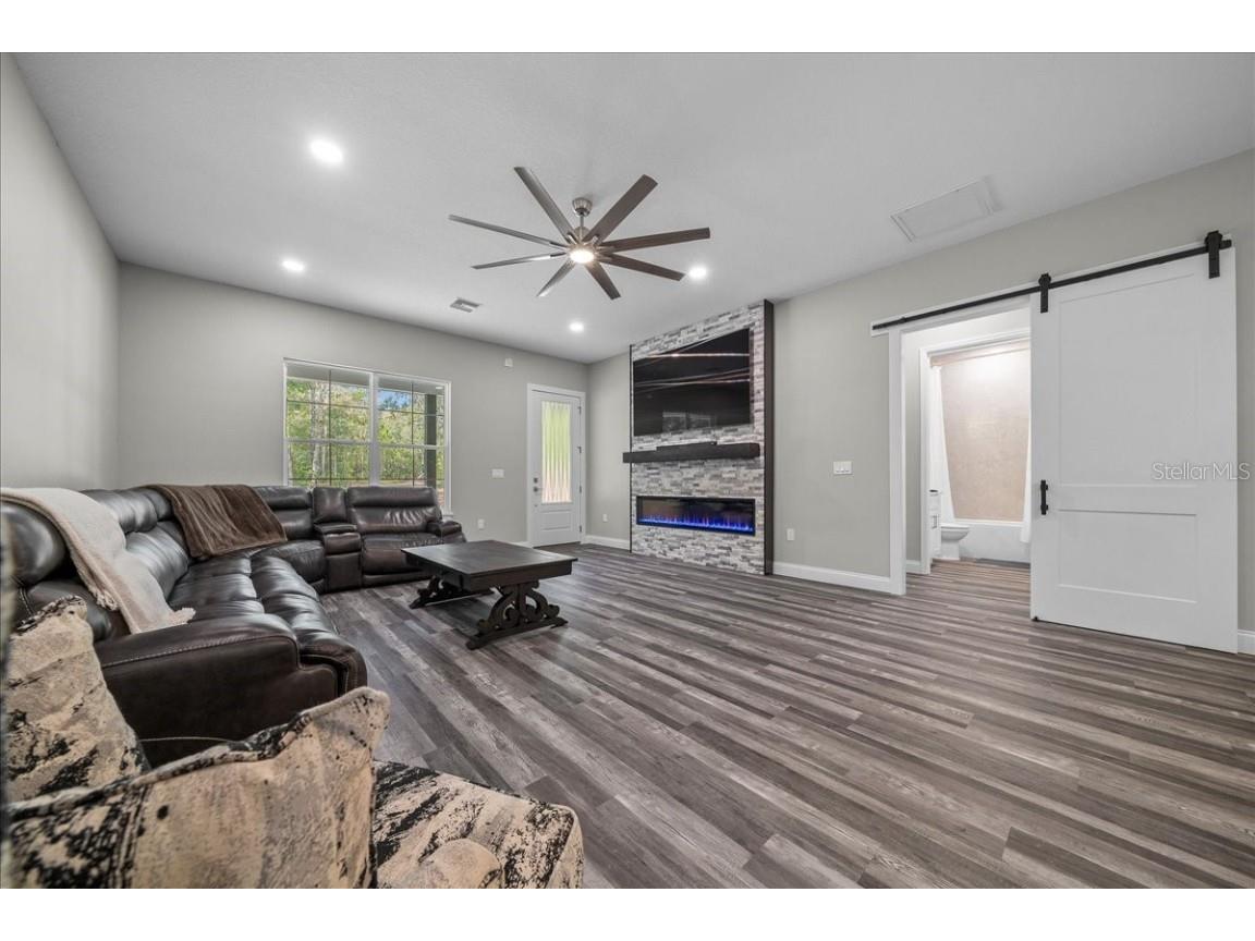 252 Malauka Road Ocklawaha FL 32179 OM712743 image13