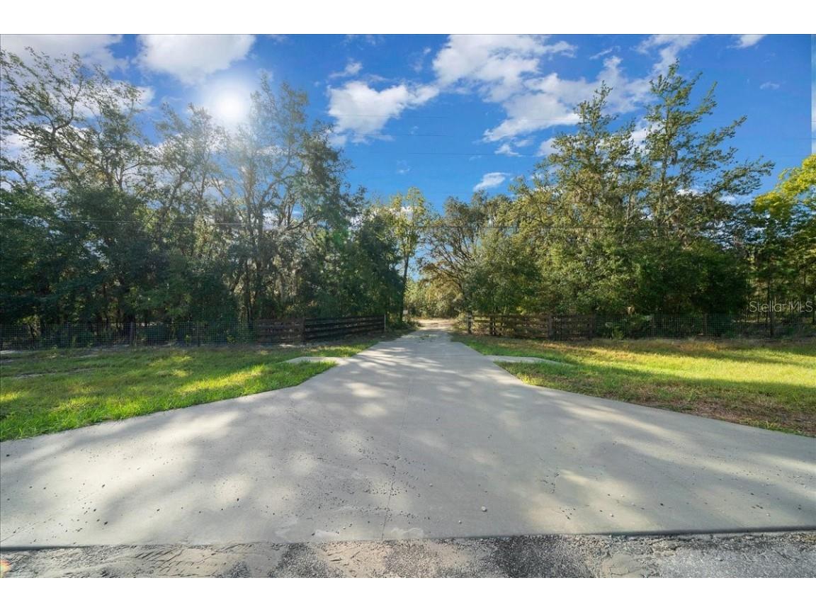 252 Malauka Road Ocklawaha FL 32179 OM712743 image45