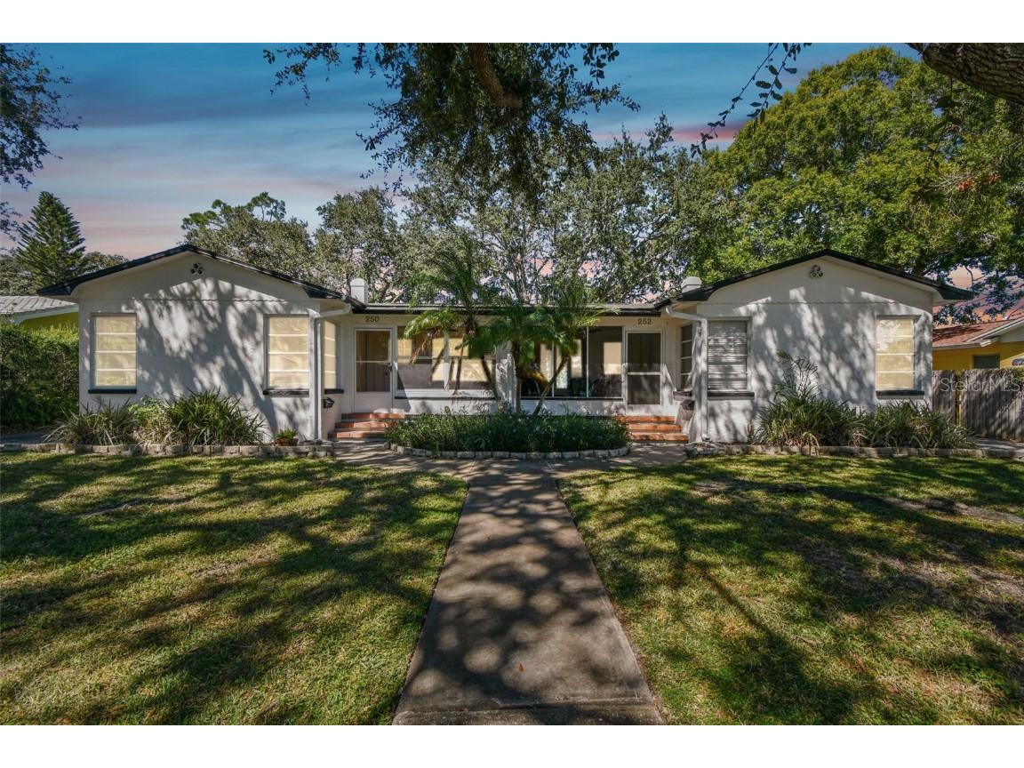 252 Mateo Way NE Saint Petersburg FL 33704 U8218588 image1