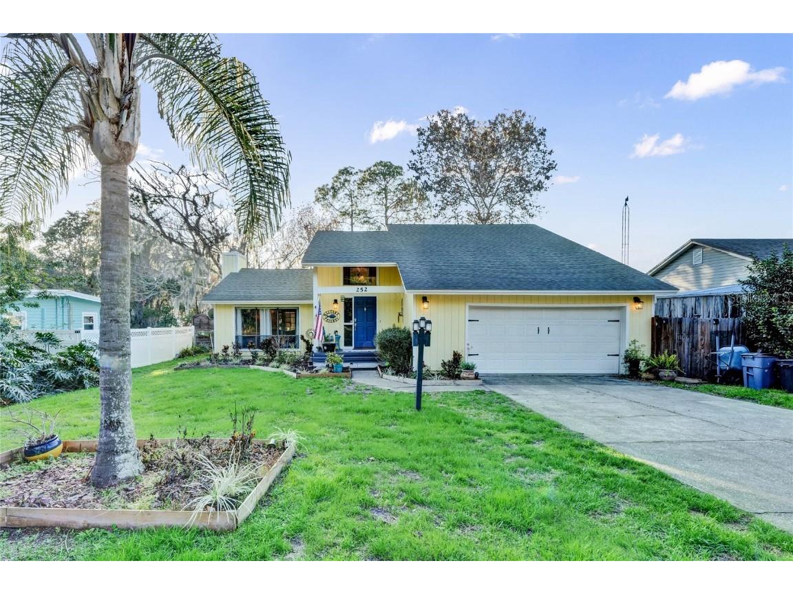 252 Maureen Drive, Sanford, FL, 32771 MLS O6002885 Edina Realty