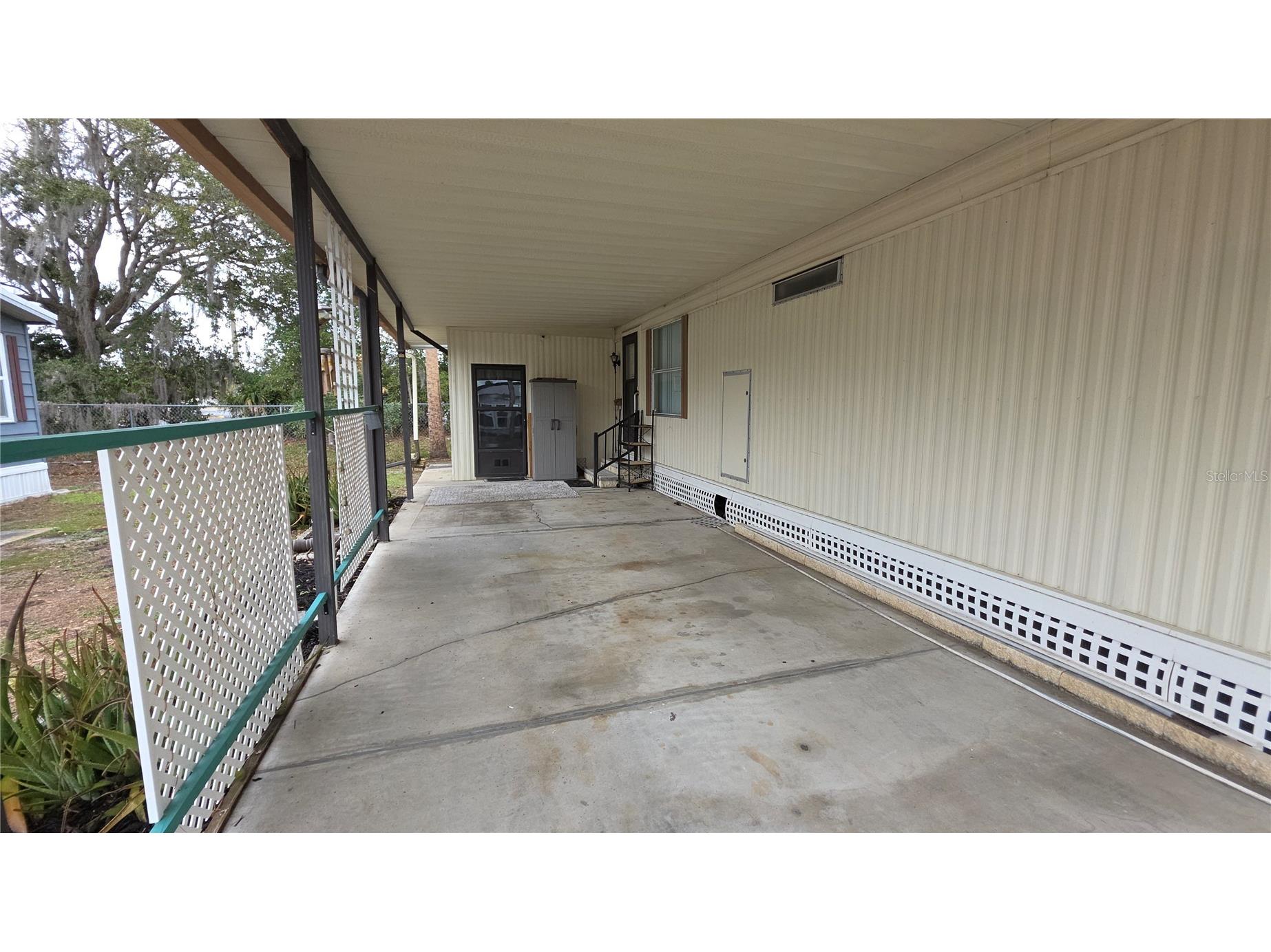 252 Pinewood Drive Eustis FL 32726 - Trout Lake G5108401 image2