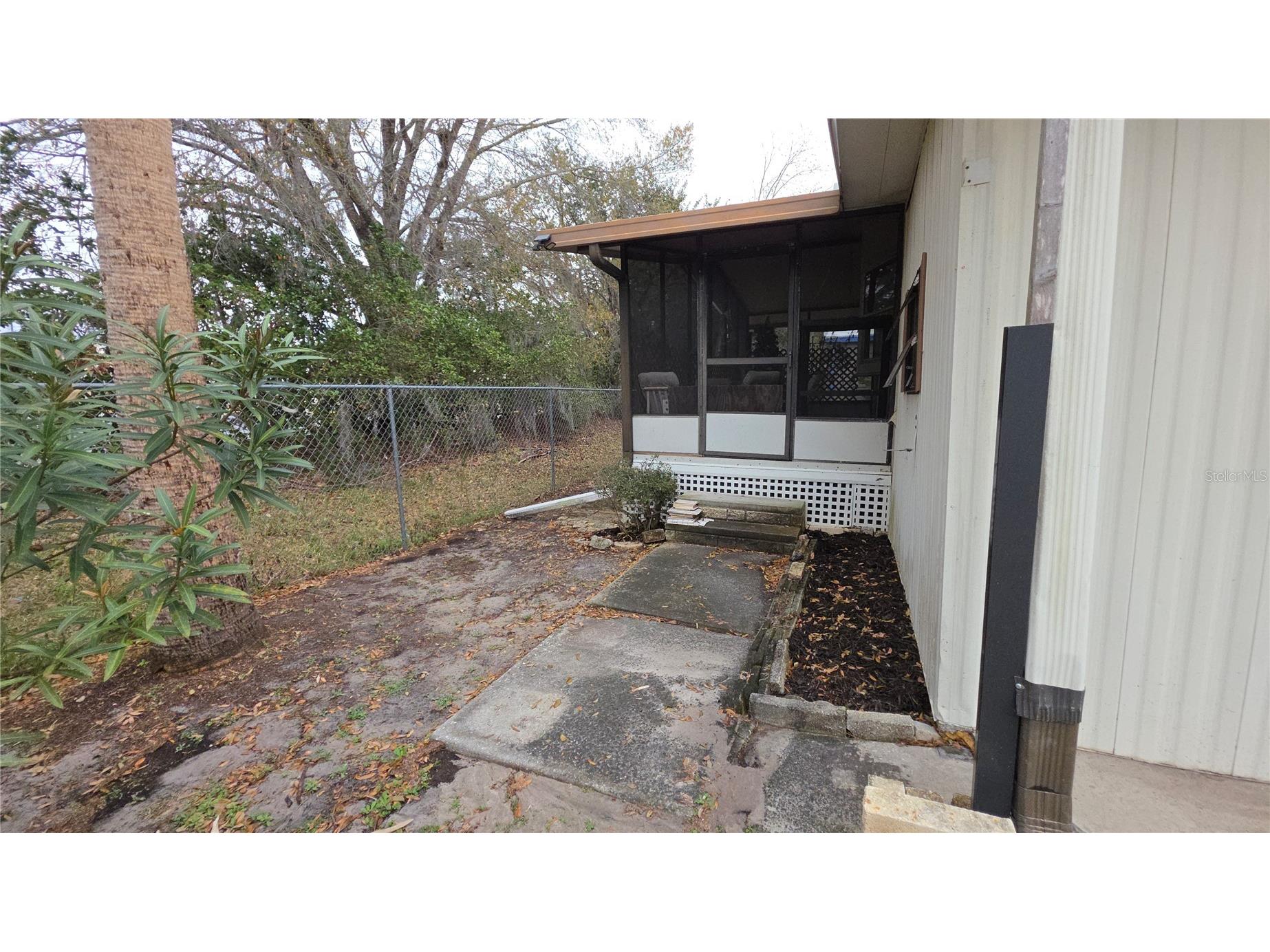 252 Pinewood Drive Eustis FL 32726 - Trout Lake G5108401 image24