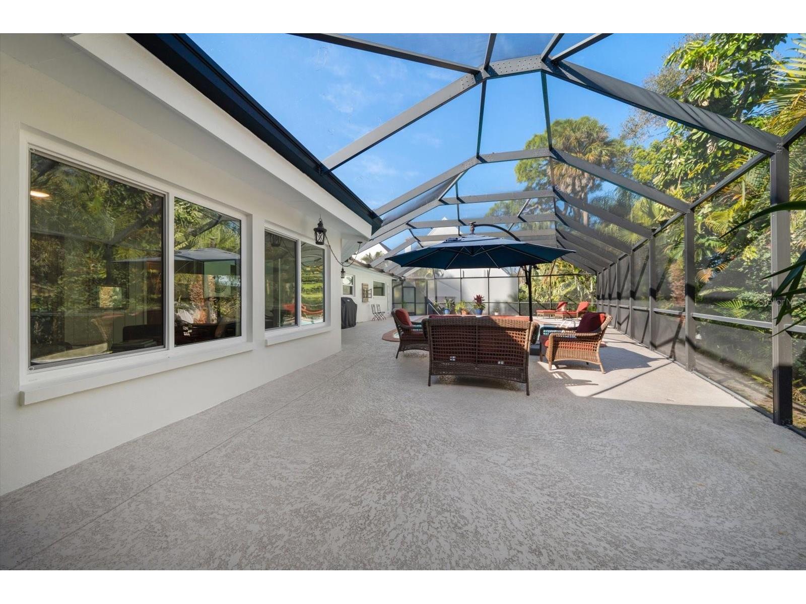 252 S Garden Circle Belleair FL 33756 TB8410033 image54