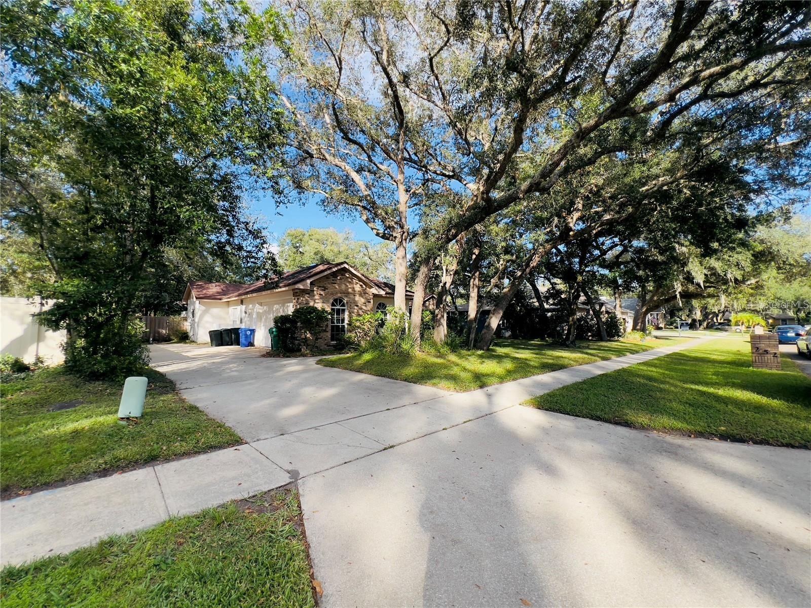252 Shady Oaks Circle Lake Mary FL 32746 O6398379 image3