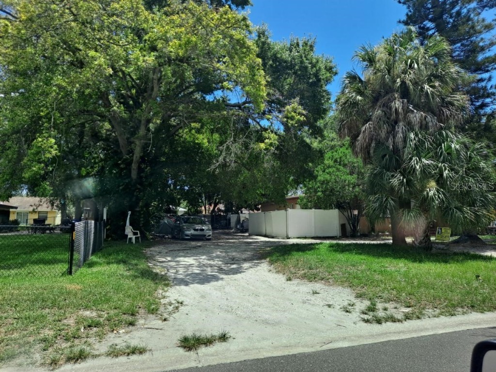 2520 13th Avenue S Saint Petersburg FL 33712 U8170061 image1