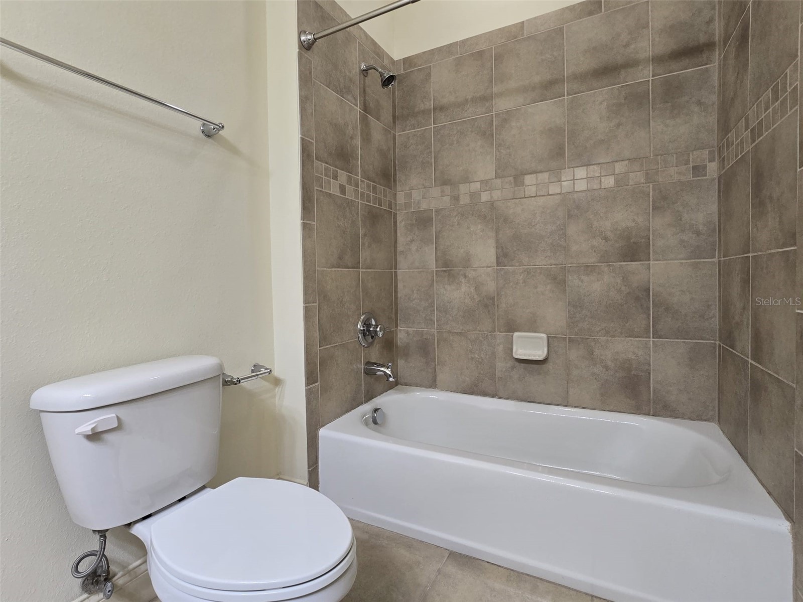 2520 Bella Vista Drive Davenport FL 33897 P4937525 image34