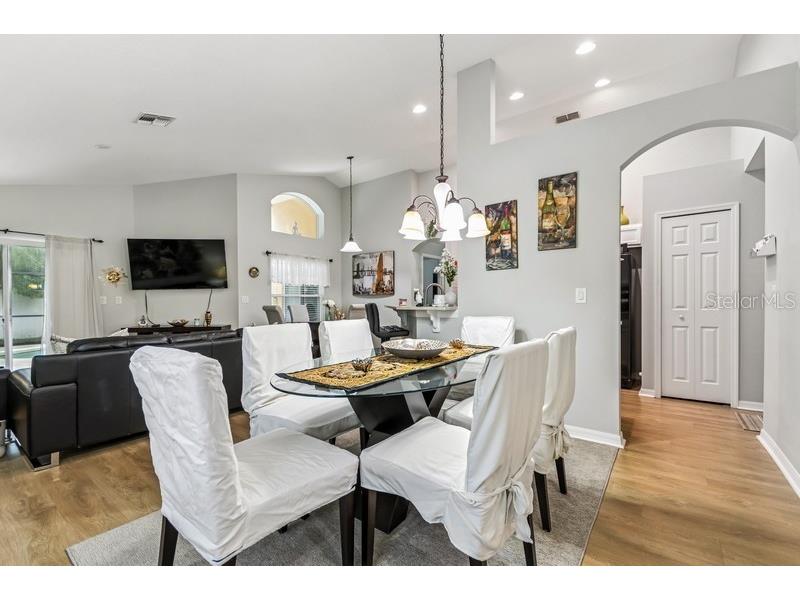 2520 Dharma Circle Kissimmee FL 34746 O6333068 image2