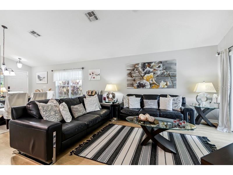 2520 Dharma Circle Kissimmee FL 34746 O6333068 image5