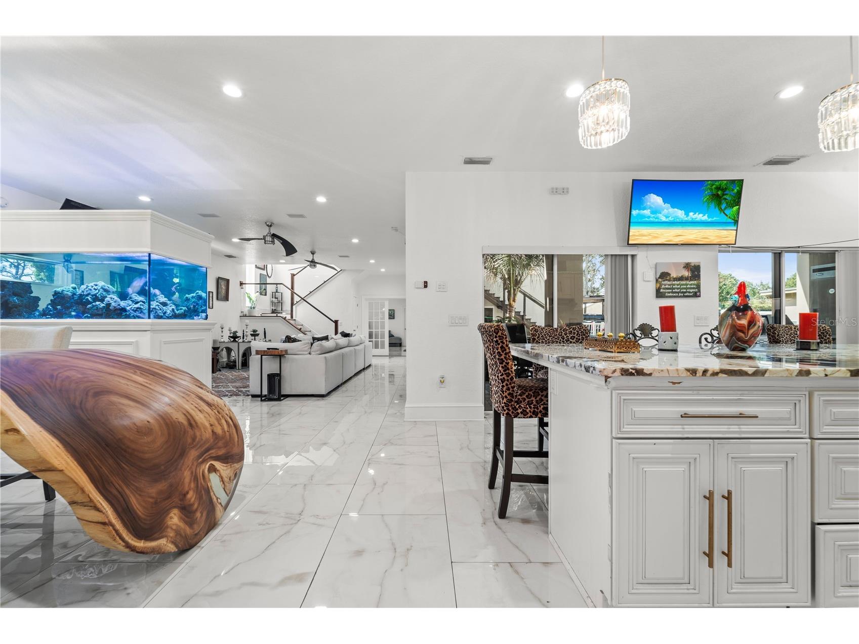 2520 Gomaz Way S Saint Petersburg FL 33712 TB8492700 image12