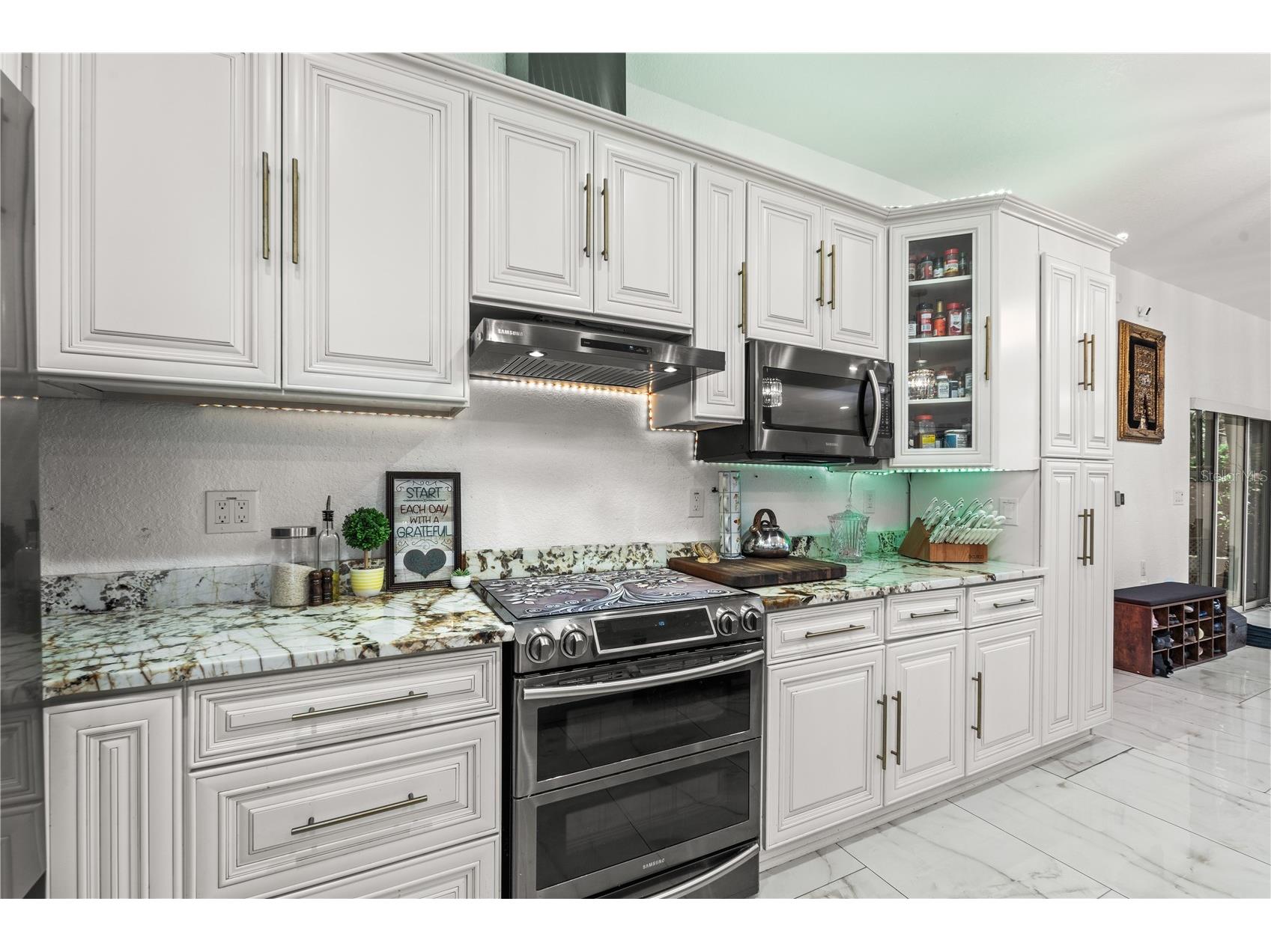 2520 Gomaz Way S Saint Petersburg FL 33712 TB8492700 image4