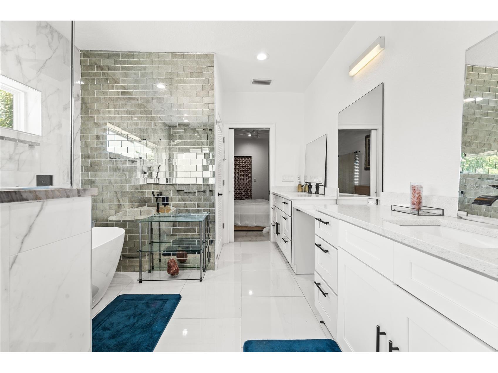 2520 Gomaz Way S Saint Petersburg FL 33712 TB8492700 image40