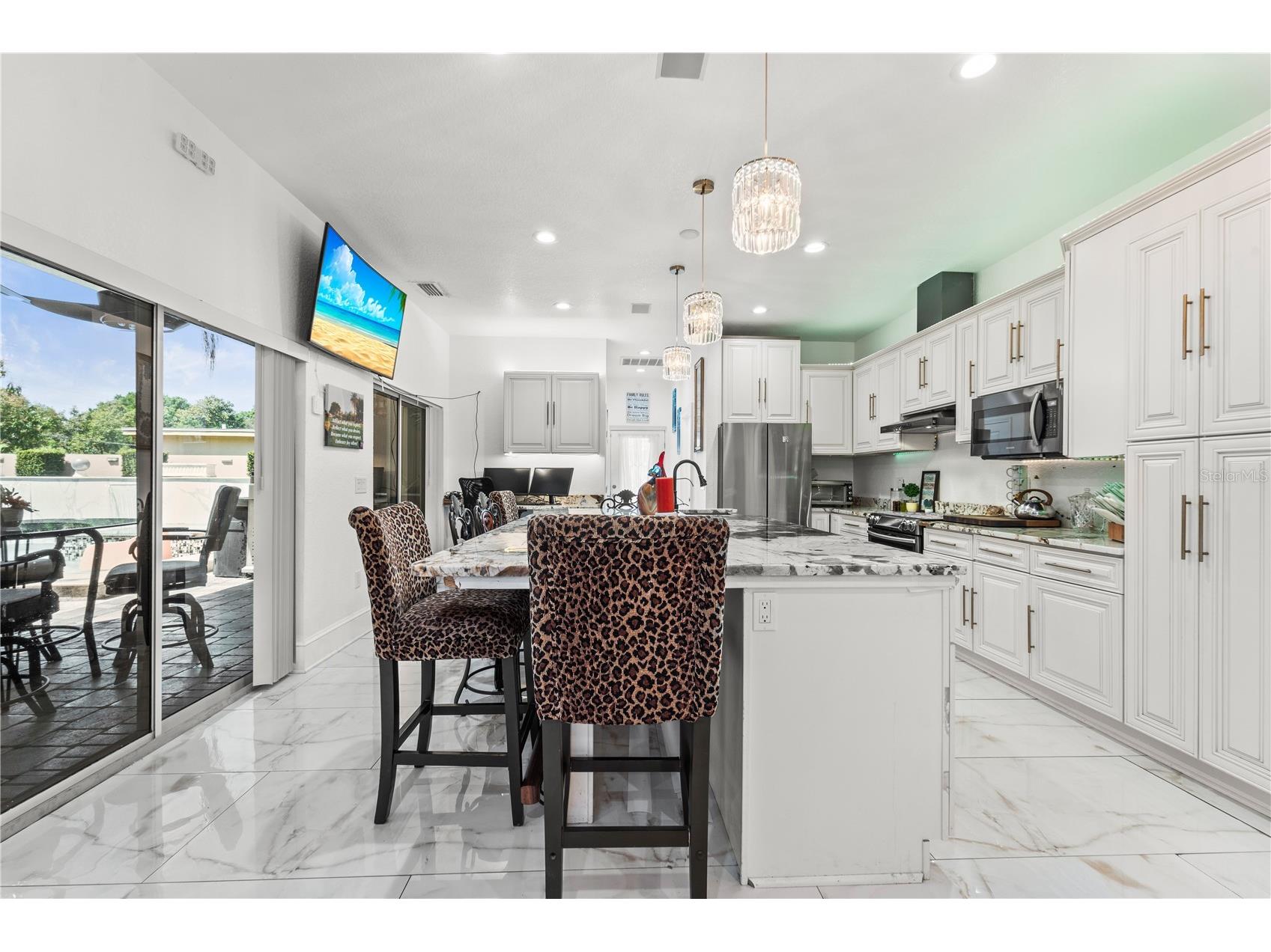 2520 Gomaz Way S Saint Petersburg FL 33712 TB8492700 image5