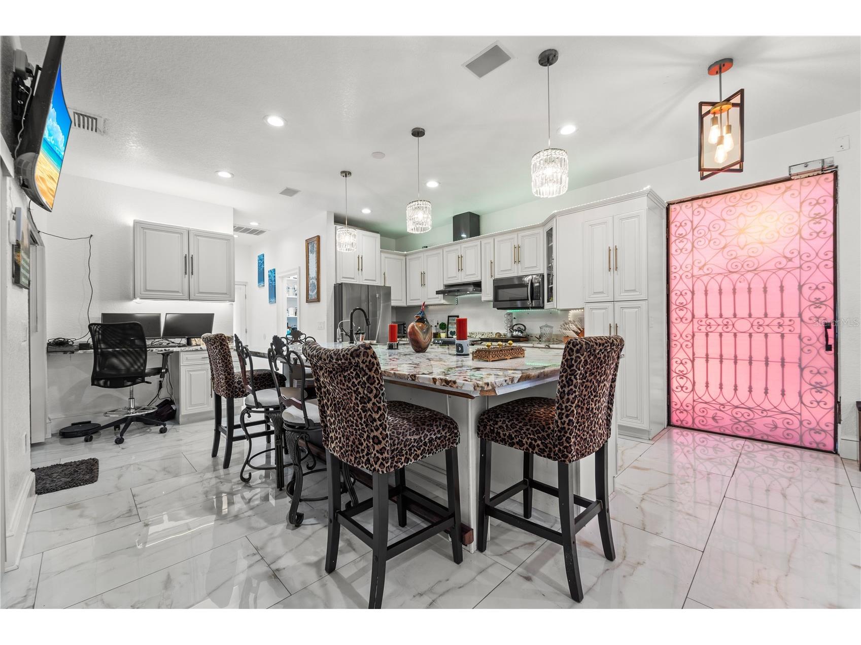 2520 Gomaz Way S Saint Petersburg FL 33712 TB8492700 image6