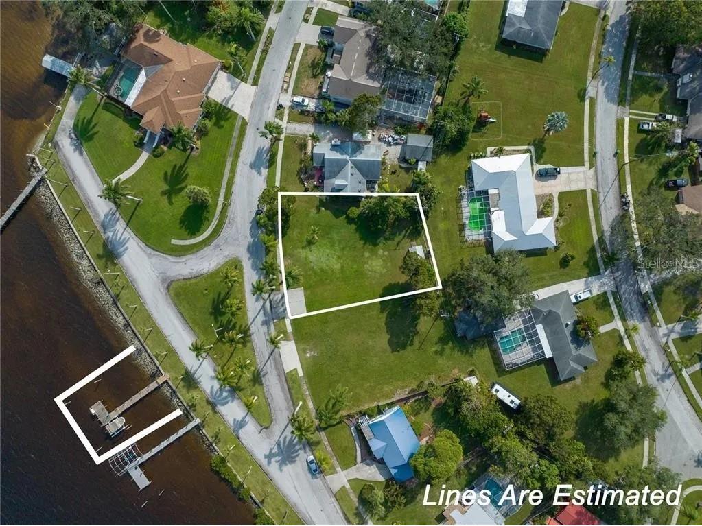 2520 Riverside Drive E Bradenton FL 34208 A4682356 image3