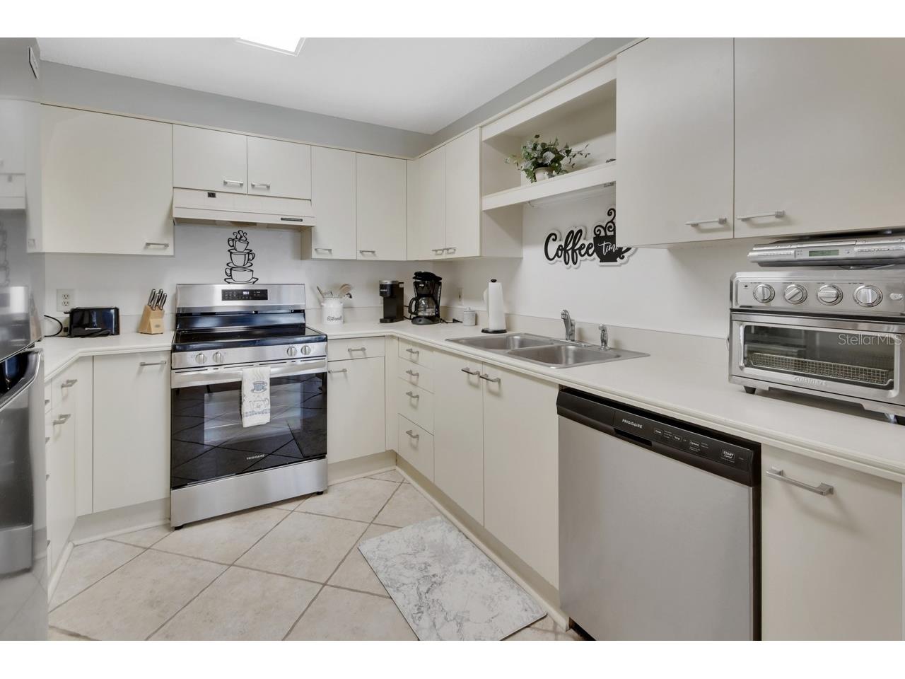 2520 S Glen Eagles Drive Deland FL 32724 V4948478 image9