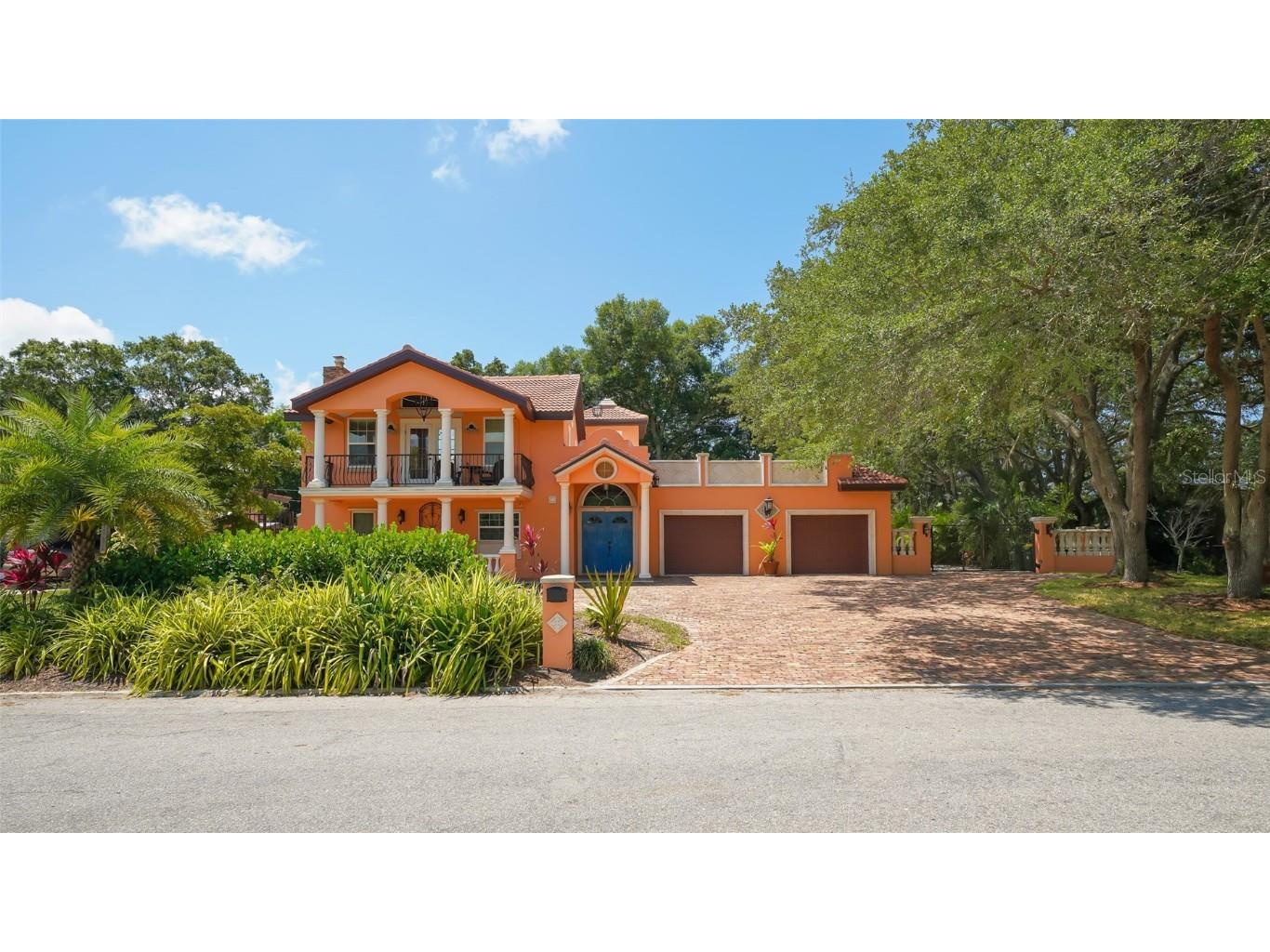 2520 Tami Sola Street Sarasota FL 34237 A4534658 image1