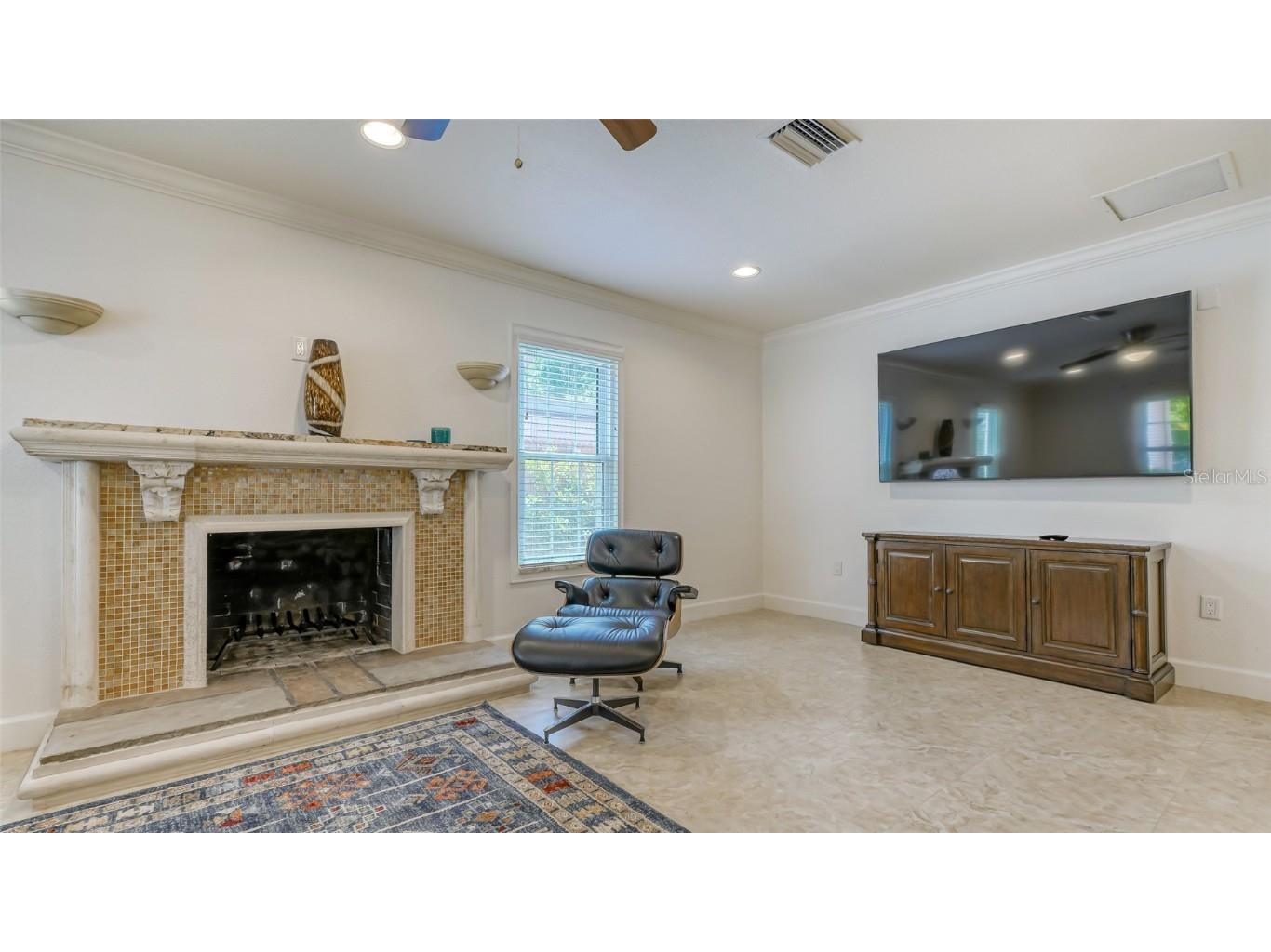 2520 Tami Sola Street Sarasota FL 34237 A4534658 image13