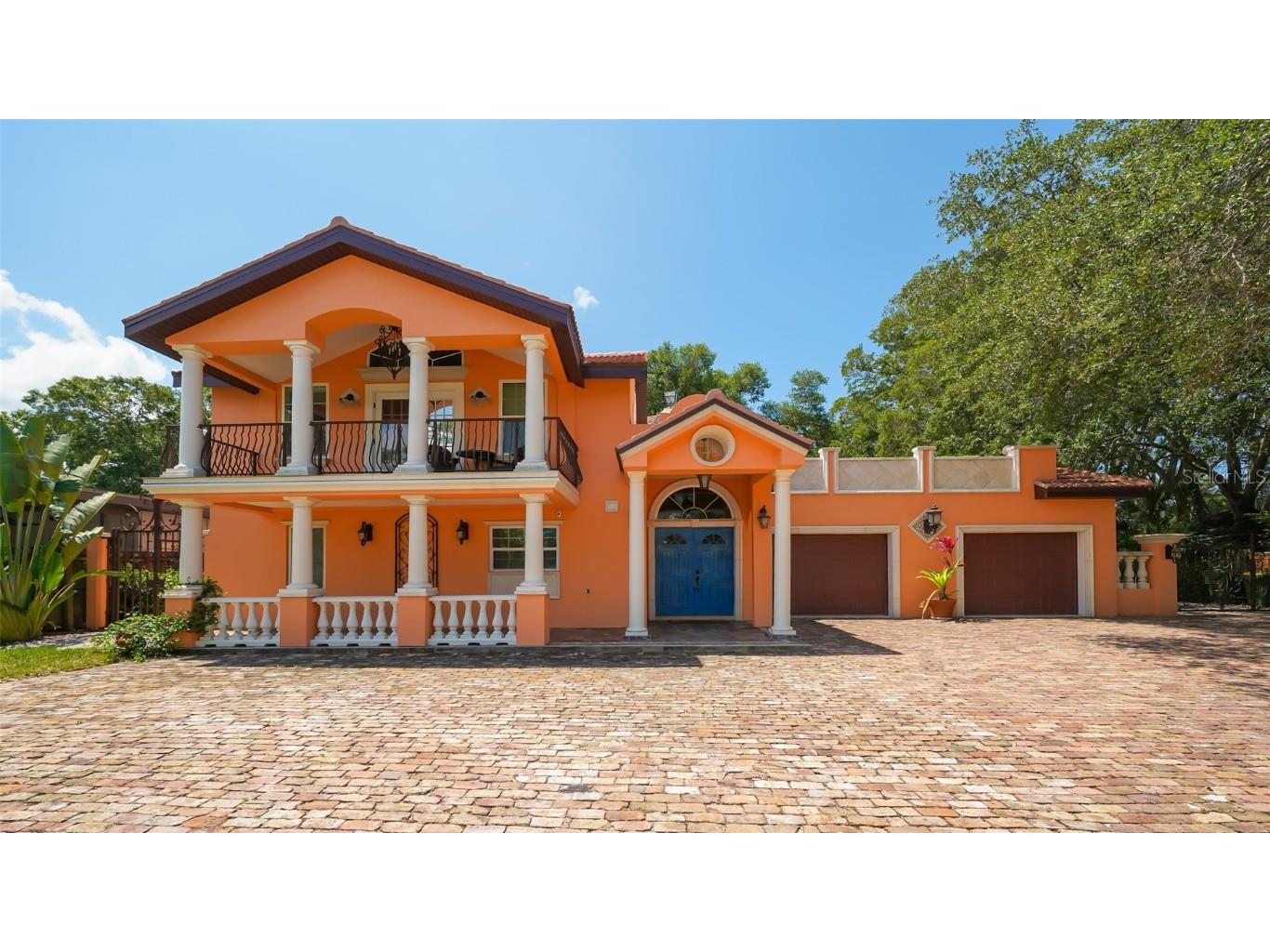 2520 Tami Sola Street Sarasota FL 34237 A4534658 image3