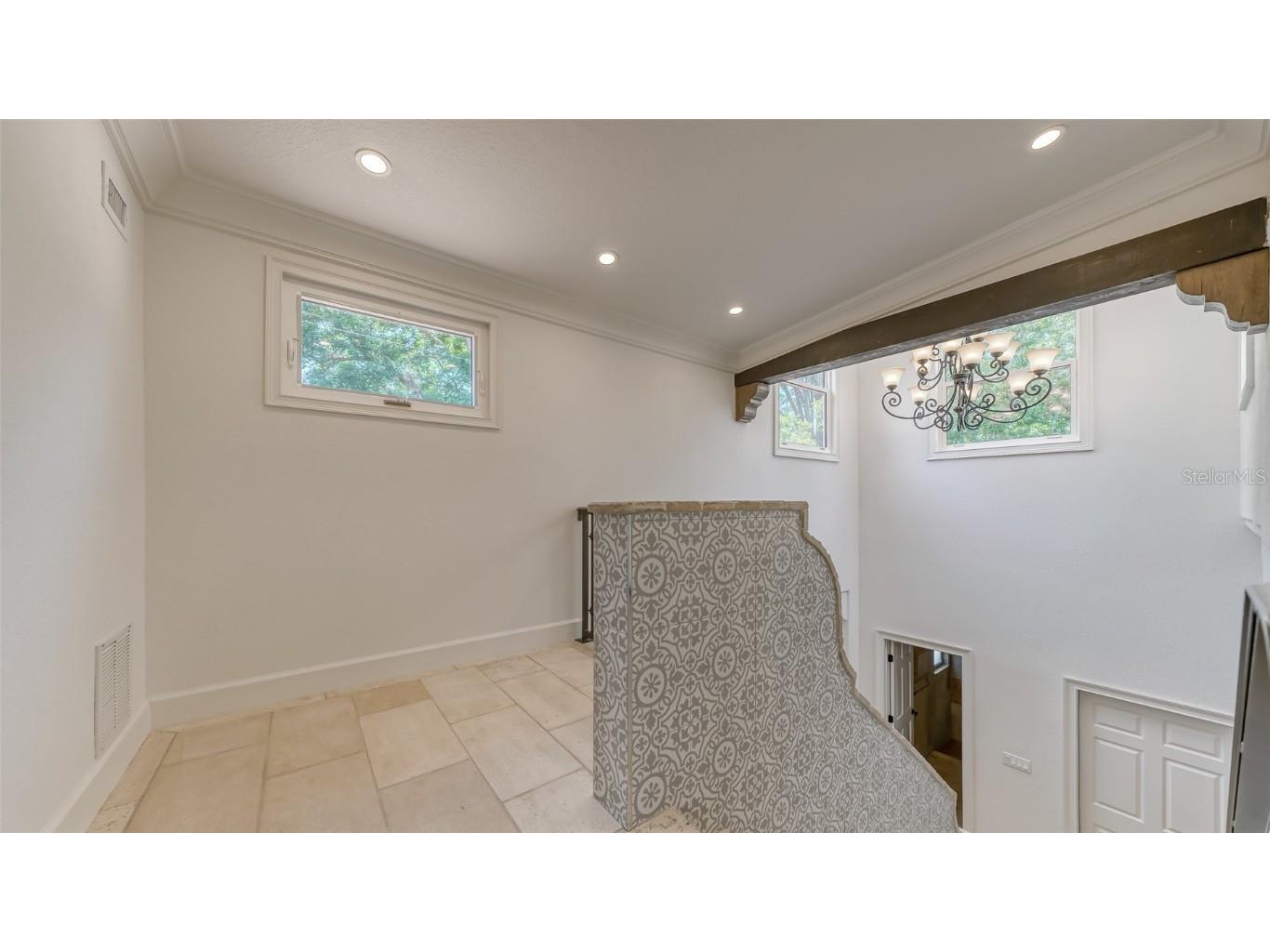 2520 Tami Sola Street Sarasota FL 34237 A4534658 image32