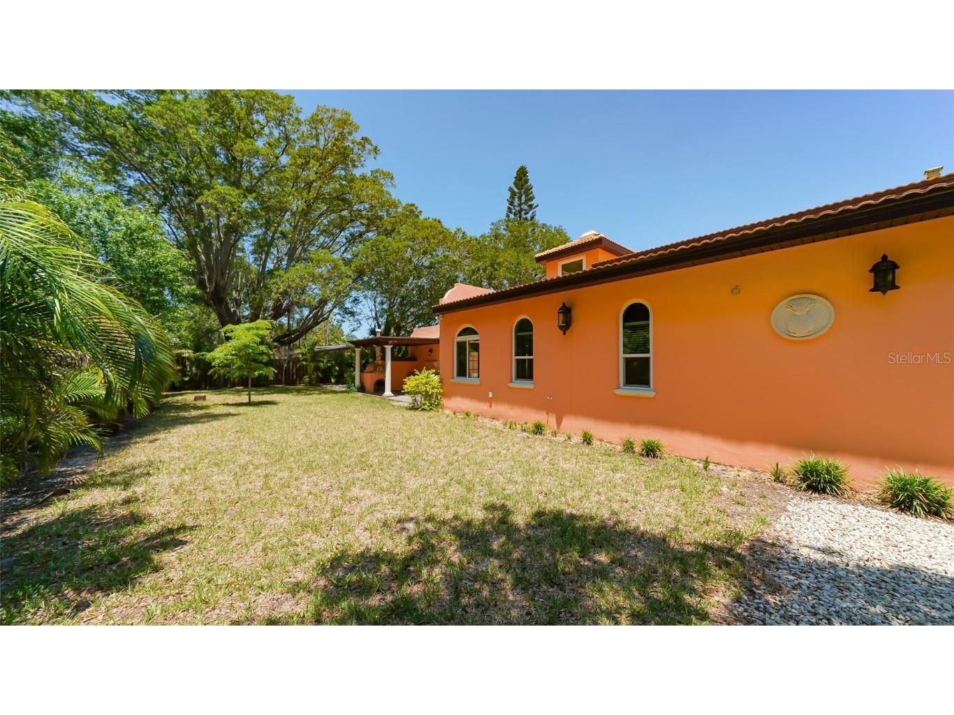 2520 Tami Sola Street Sarasota FL 34237 A4534658 image48