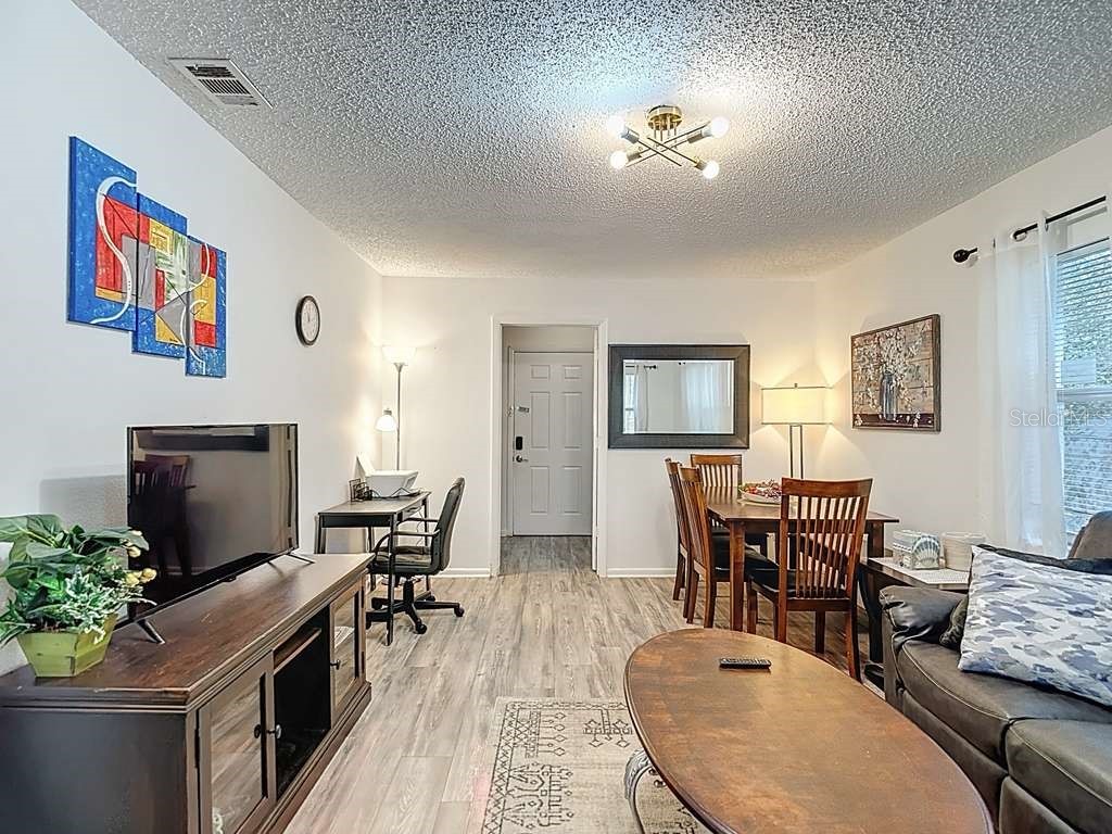 2520 W Saint John Street Tampa FL 33607 TB8453092 image10